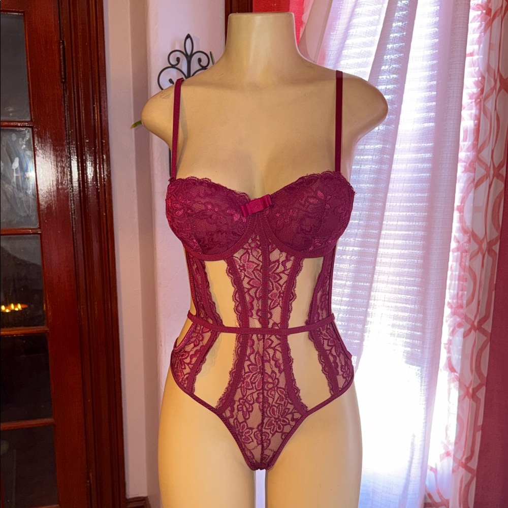 Elegant Lace Bodysuit in Burgundy